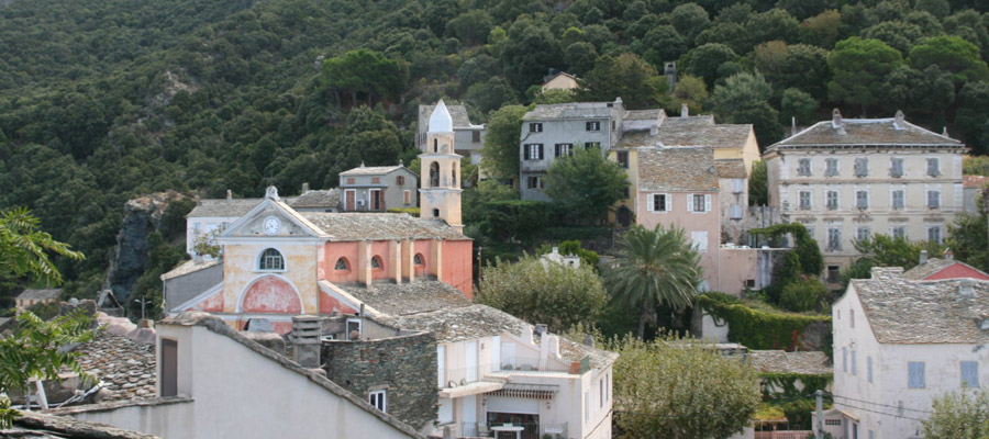 Les villages Corses